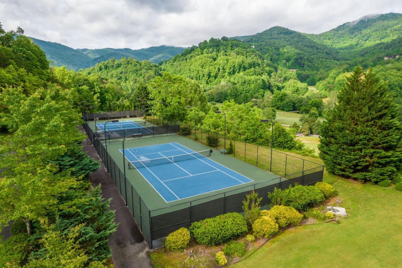 Smoky Mountain Escape Lägenhet Whittier Exteriör bild
