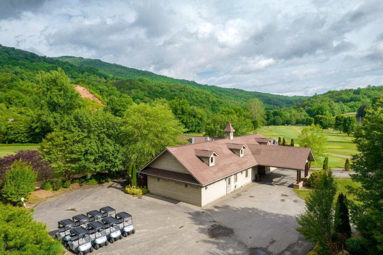 Smoky Mountain Escape Lägenhet Whittier Exteriör bild
