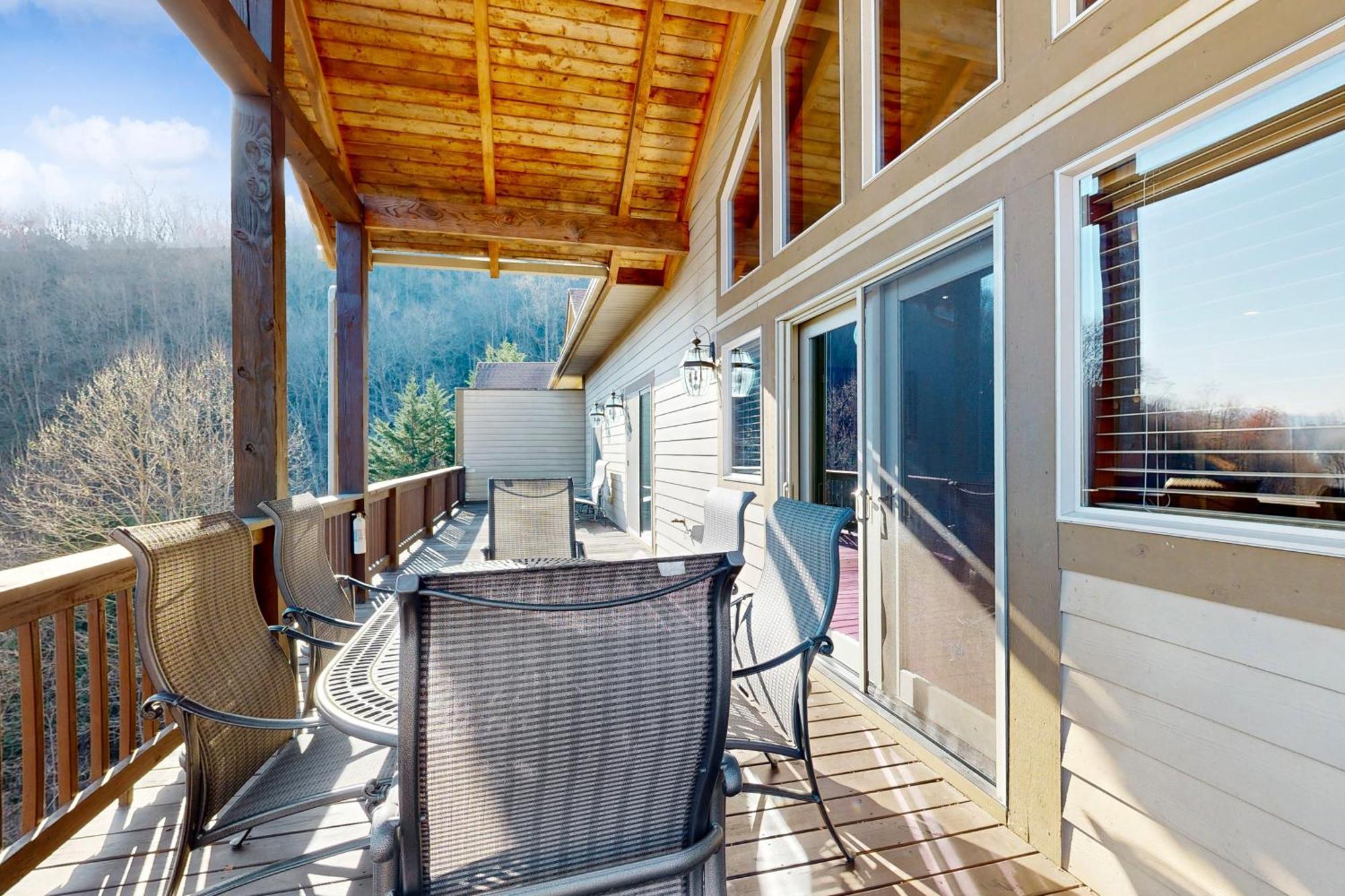 Smoky Mountain Escape Lägenhet Whittier Exteriör bild