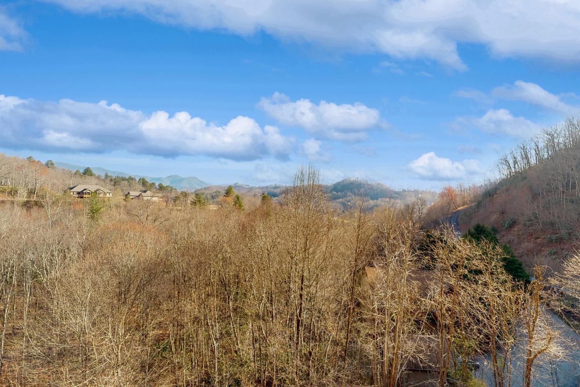 Smoky Mountain Escape Lägenhet Whittier Exteriör bild